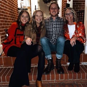 Meet your Posher, Julia